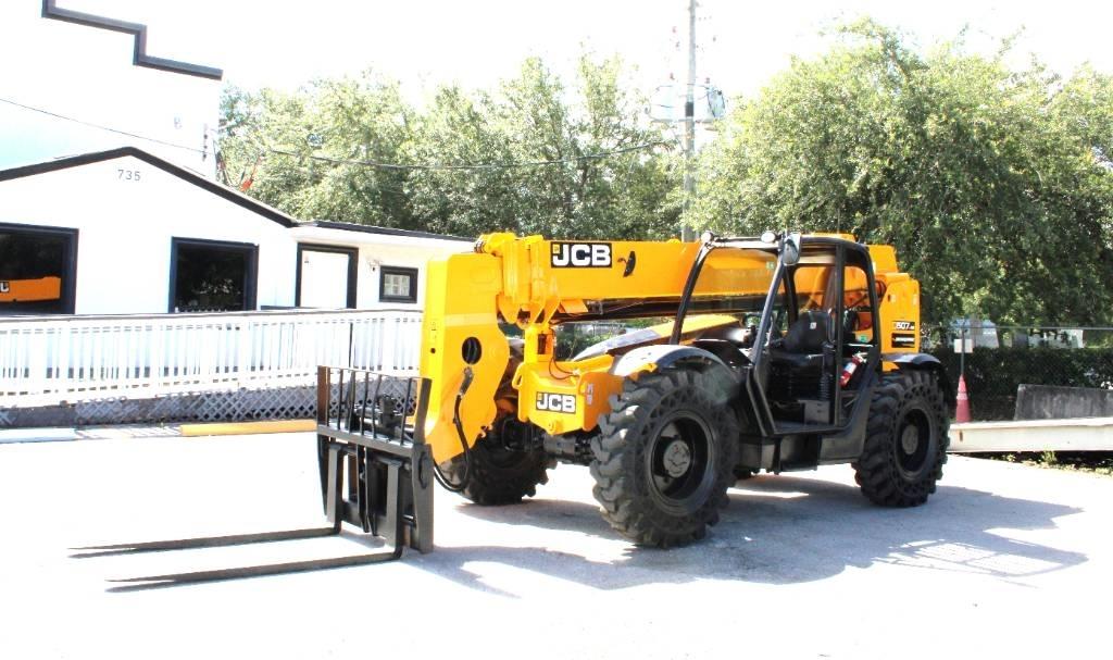 JCB 507-42 Телескопични товарачи