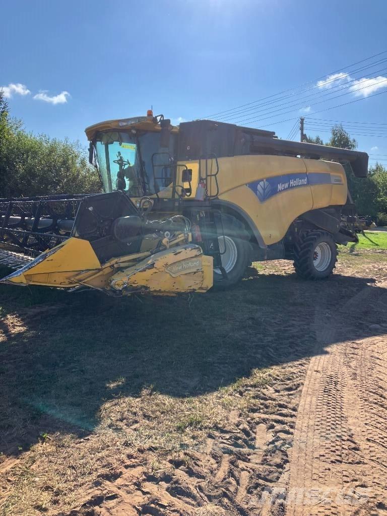 New Holland CX 8080 Комбайни