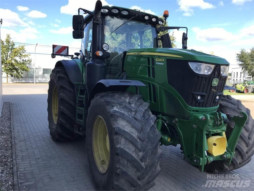 John Deere 6230R Трактори