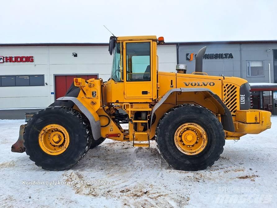 Volvo L120E Колесни товарачи