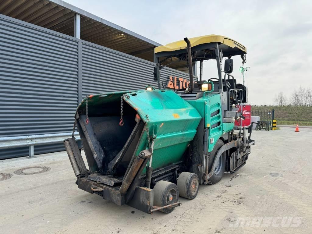 Vögele SUPER 1303-3I Машини за асфалт
