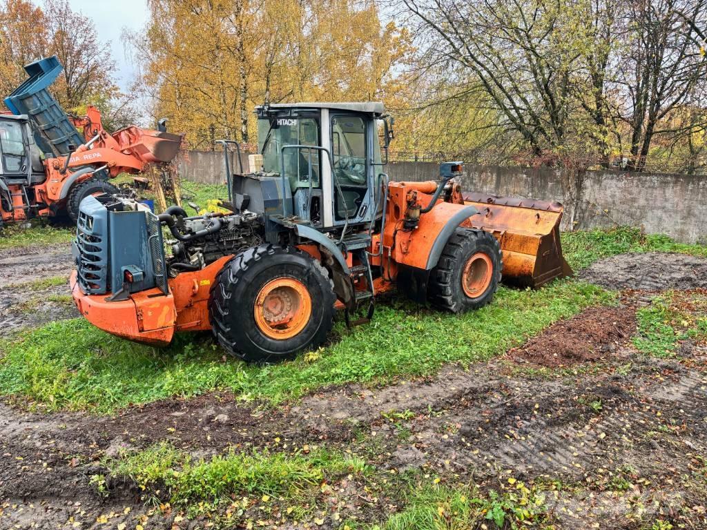 Hitachi ZW 250 Колесни товарачи