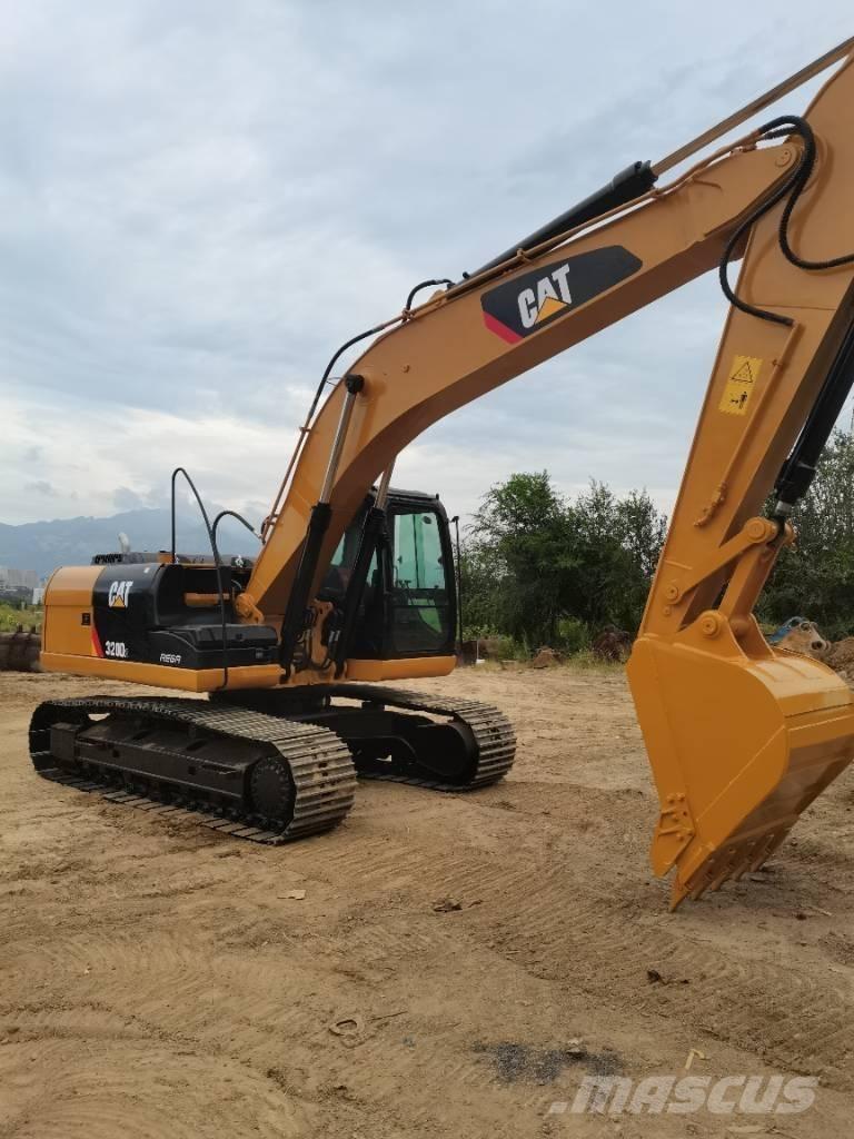 CAT 320D Верижен екскаватор