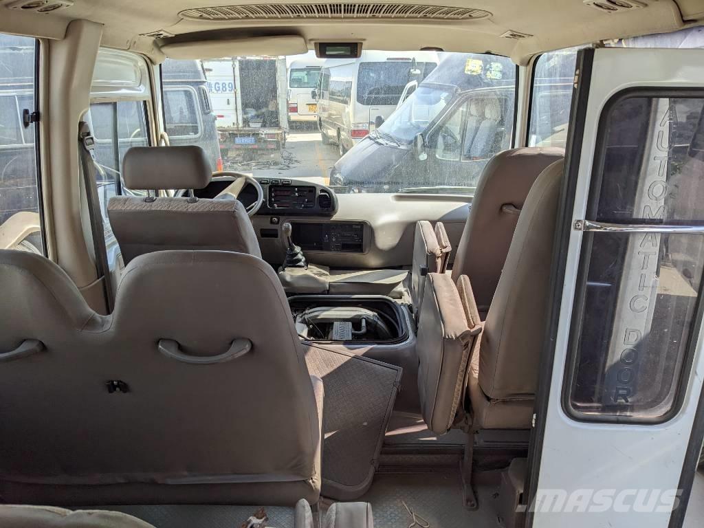 Toyota Coaster Bus Мини бусове
