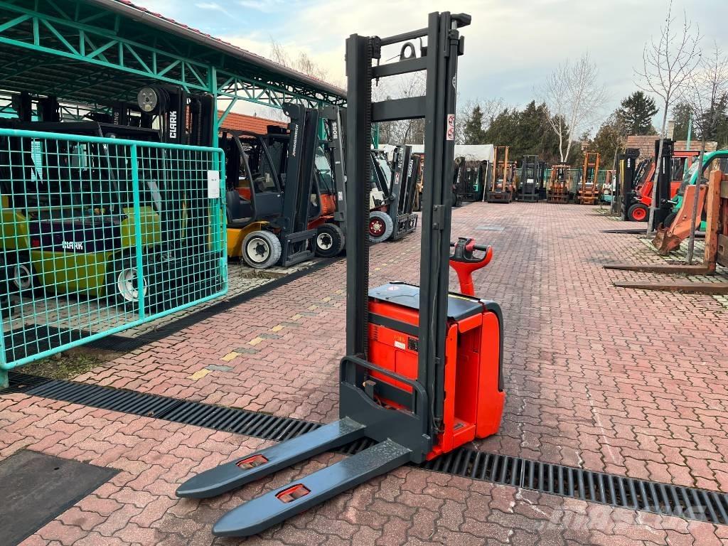 Linde L 14 V-3816 Самоходни товарачи