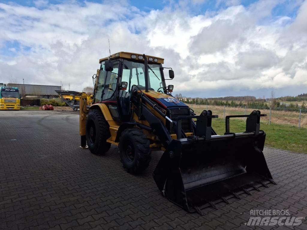CAT 442 D Товарач със заден ексватор