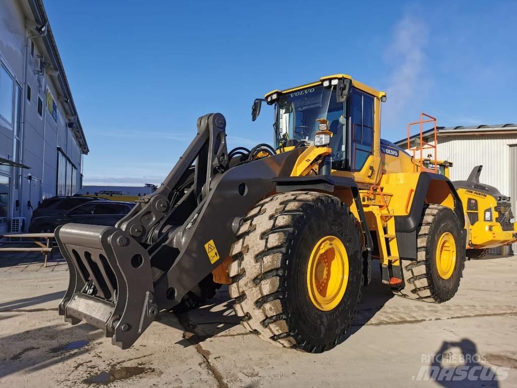 Volvo L220H Колесни товарачи