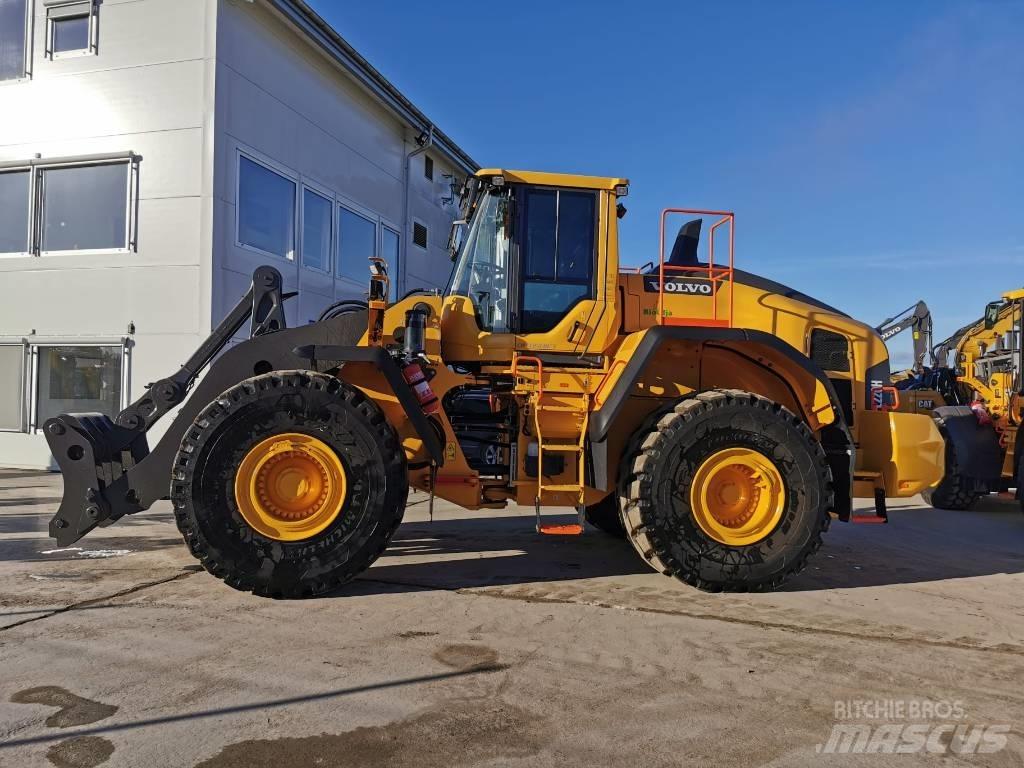 Volvo L220H Колесни товарачи