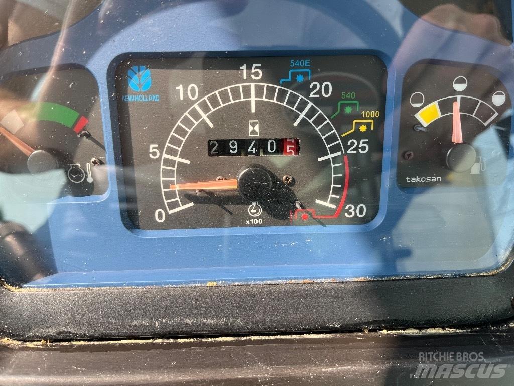 New Holland TD 90 D Трактори