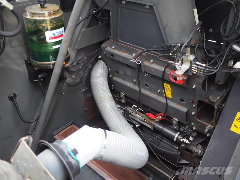 CLAAS Jaguar 840 4x4 Самоходни фуражири