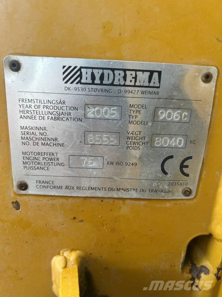 Hydrema 906C-2 Товарач със заден ексватор