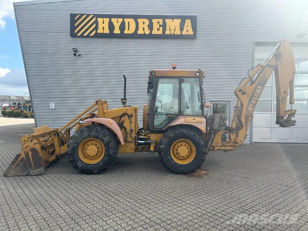 Hydrema 906C-2 Товарач със заден ексватор