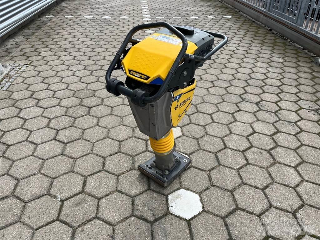 Bomag BT60E Уплътнители за плочи
