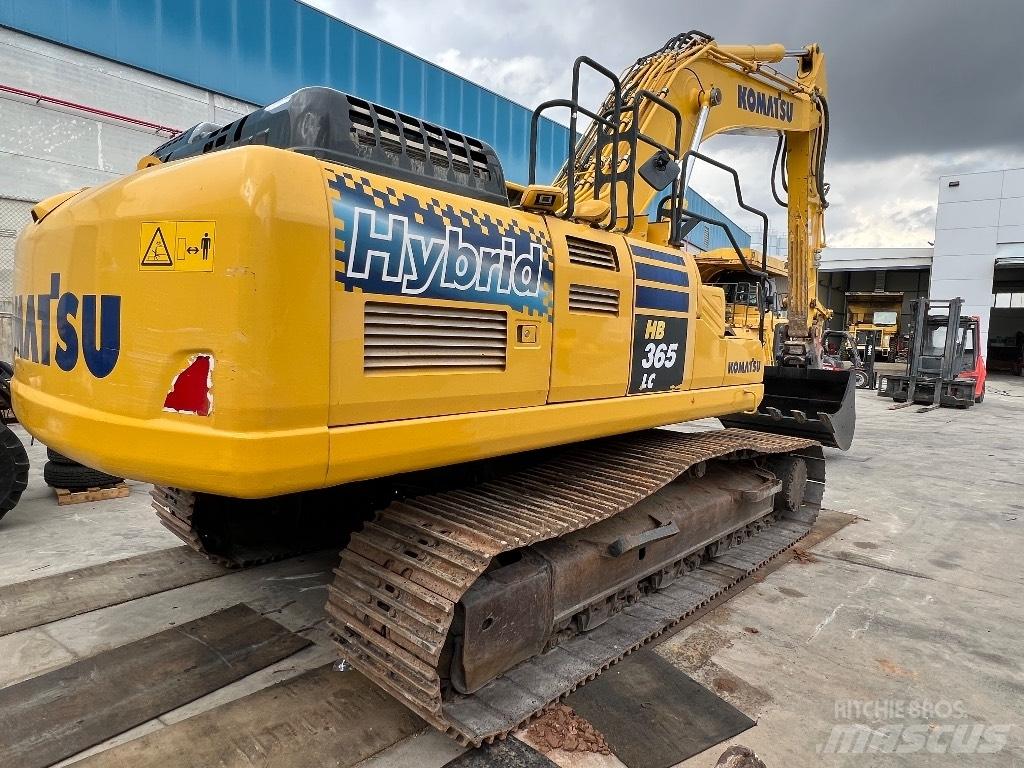 Komatsu HB365 LC-3 Верижен екскаватор