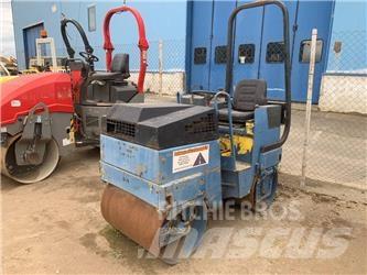 Bomag BW 80 AD Двойни барабанни ролки
