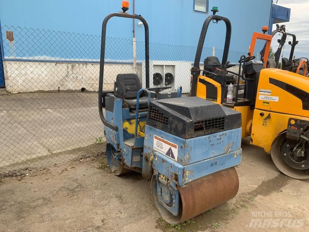 Bomag BW 80 AD Двойни барабанни ролки
