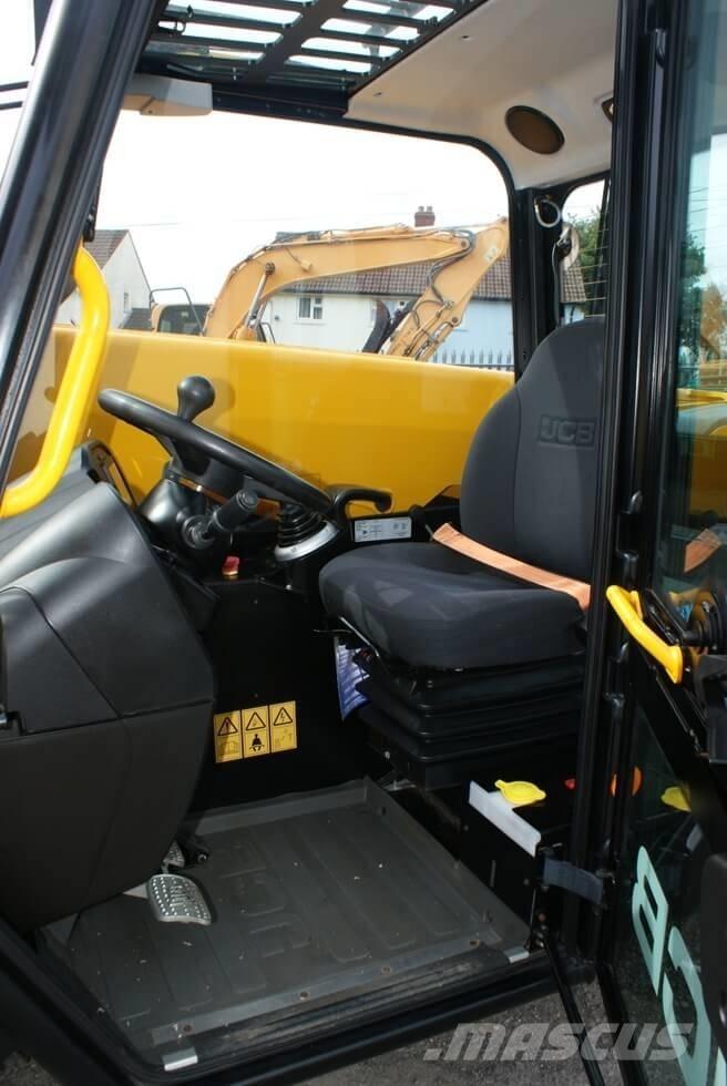 JCB 525-60 E Телескопични товарачи