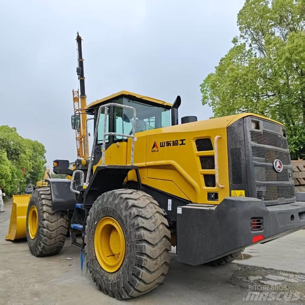 SDLG 958F Колесни товарачи
