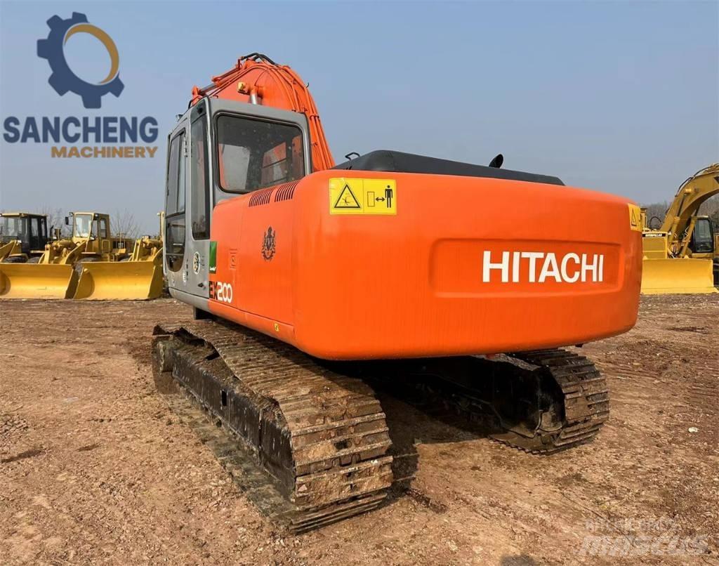 Hitachi EX 200 Верижен екскаватор