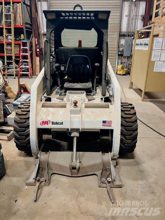 Bobcat 763 C Мини товарачи
