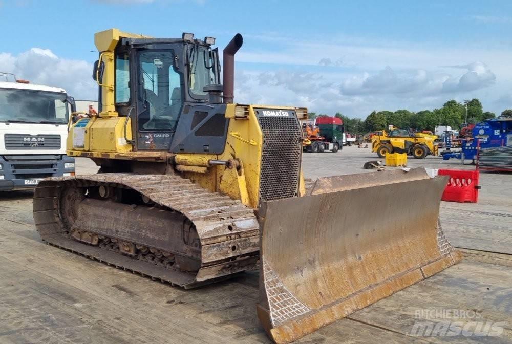 Komatsu D 61 PX-15 Верижни булдозери
