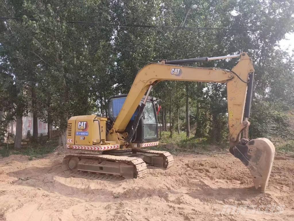 CAT 307E2 Средни екскаватори 7т - 12т