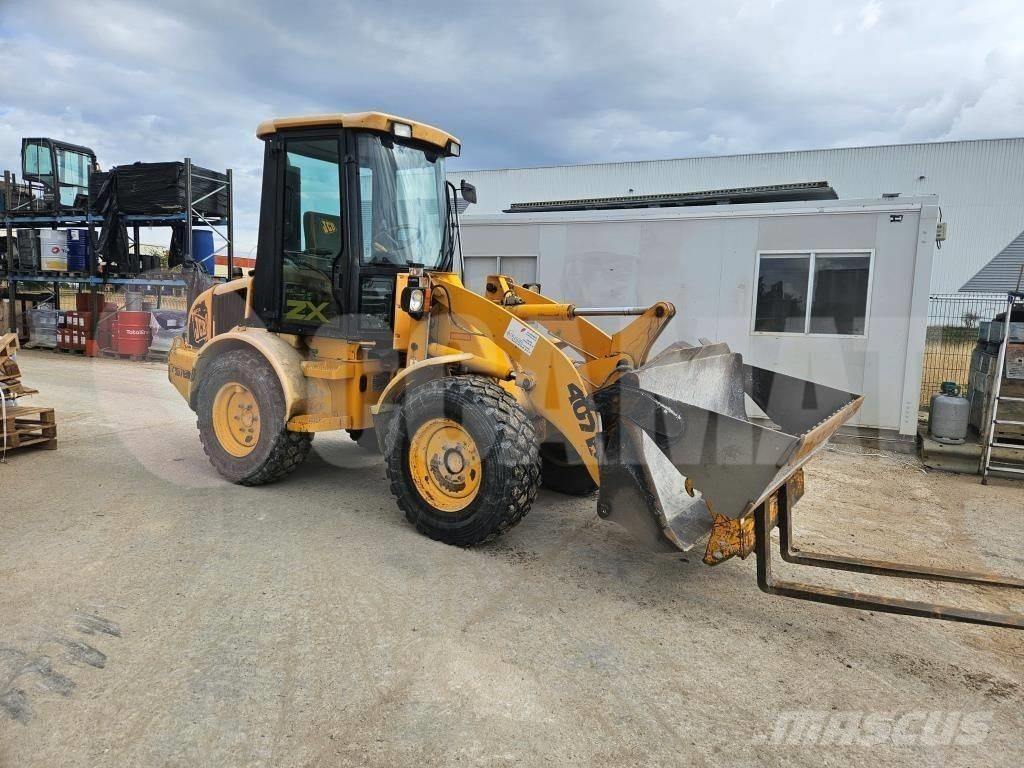 JCB 407 B Колесни товарачи