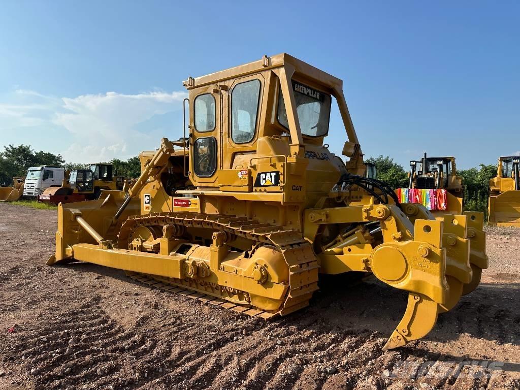 CAT D 7 G Верижни булдозери
