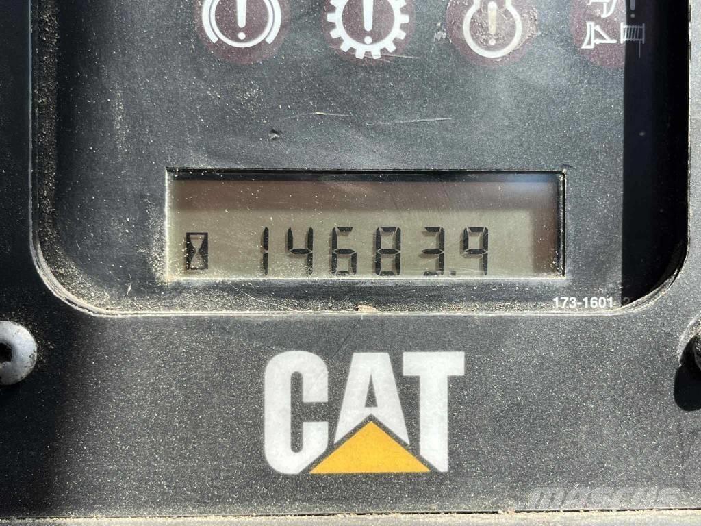 CAT D6R LGP Верижни булдозери
