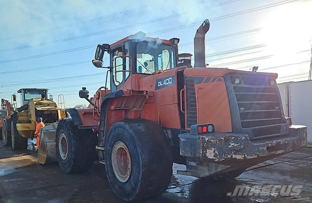 Doosan DL 400 Колесни товарачи