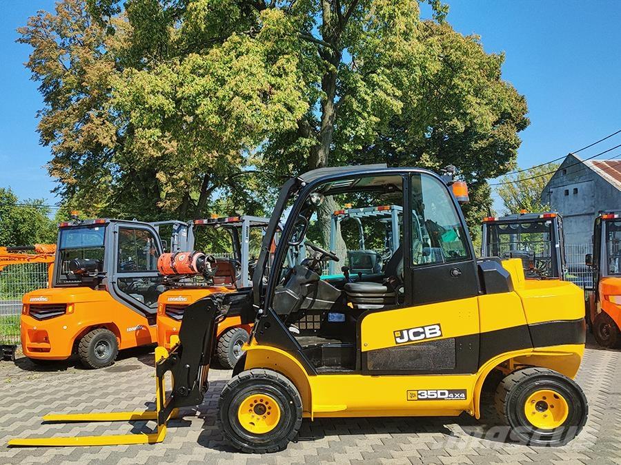 JCB TLT35D 4x4 Телескопични товарачи