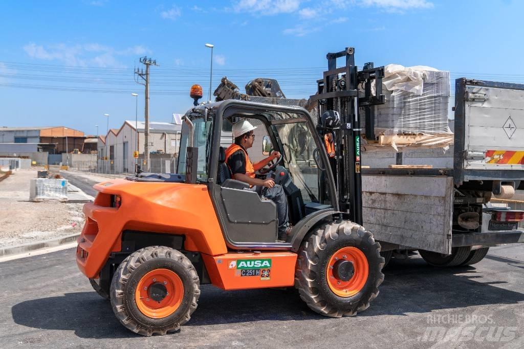 Ausa C 251 H x4 Дизелови камиони