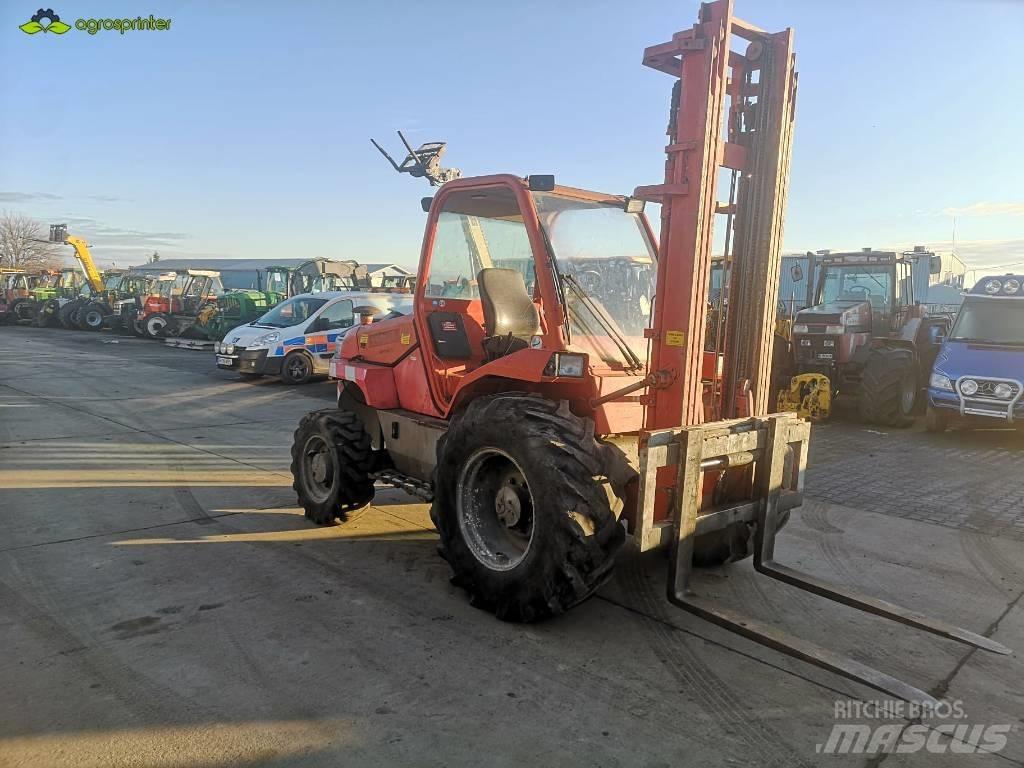 Manitou M 26.4 Камиони за херавни местности