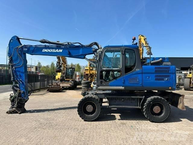 Doosan DX 170 W Колесни екскаватори