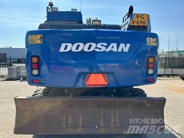 Doosan DX 170 W Колесни екскаватори