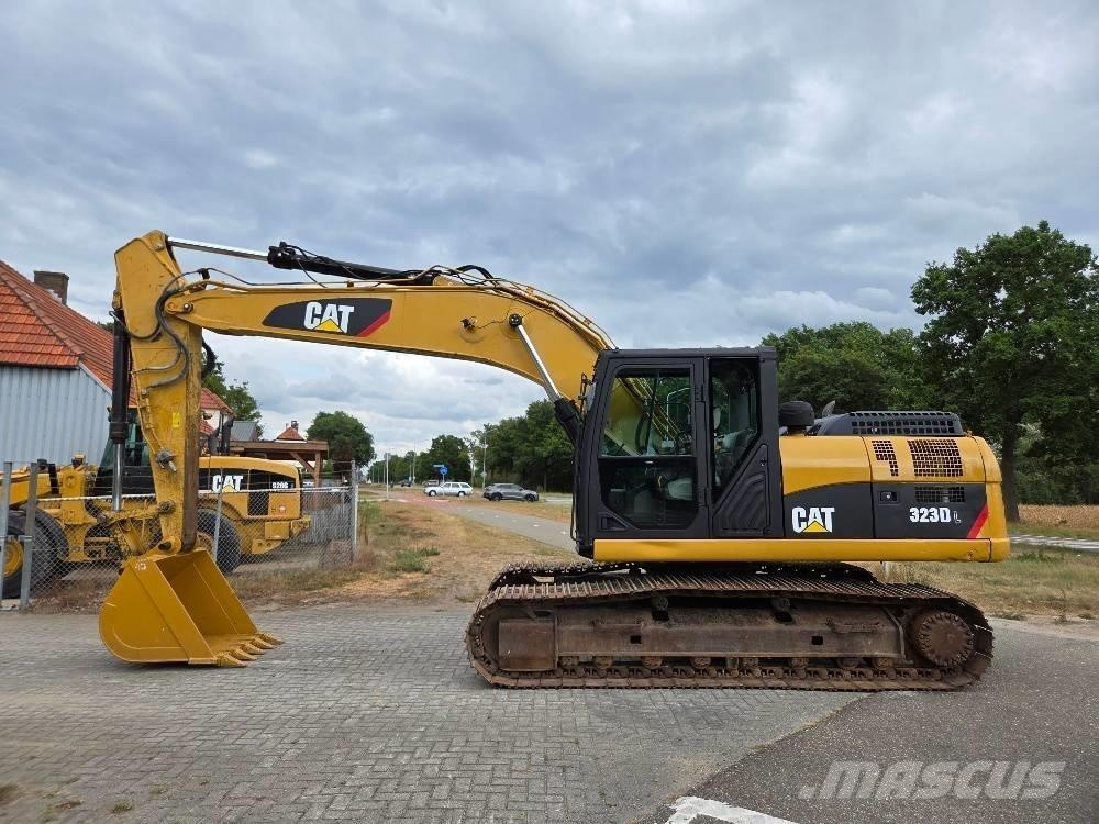 CAT 323DL Верижен екскаватор