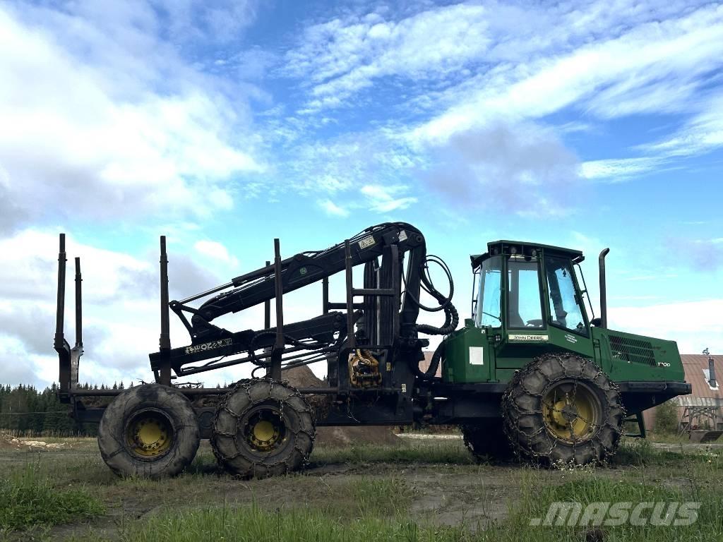 John Deere 1110 D Форуардери
