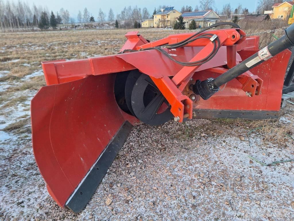 TR 270 Снегохвъргачки
