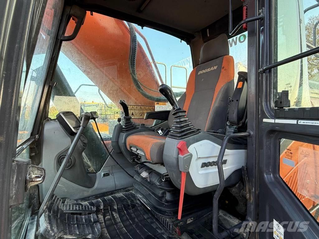 Doosan DX 340 LC Верижен екскаватор
