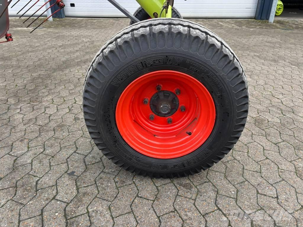 CLAAS Liner 2900 Гребла и сенообръщачки