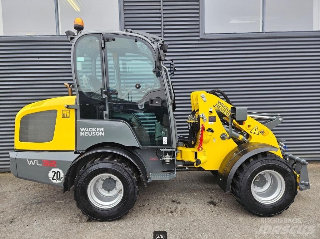 Wacker Neuson WL 32 Колесни товарачи