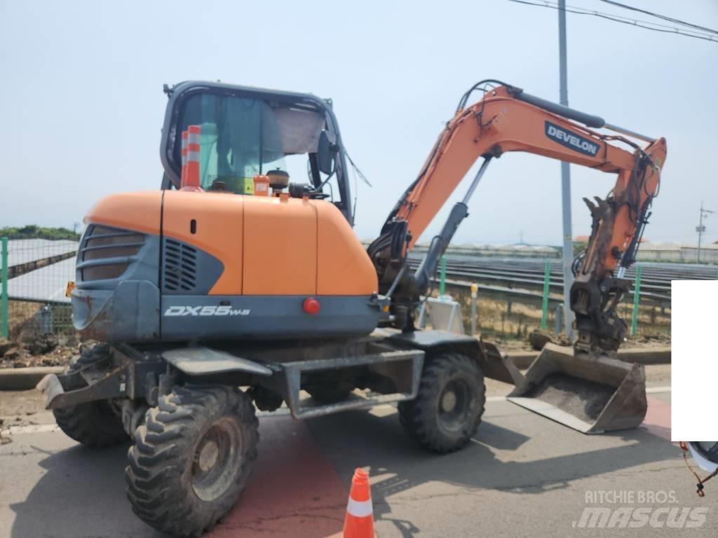Doosan DX 55 W Колесни екскаватори