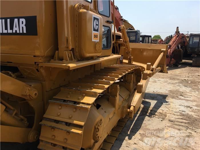 CAT D 6 D Верижни булдозери
