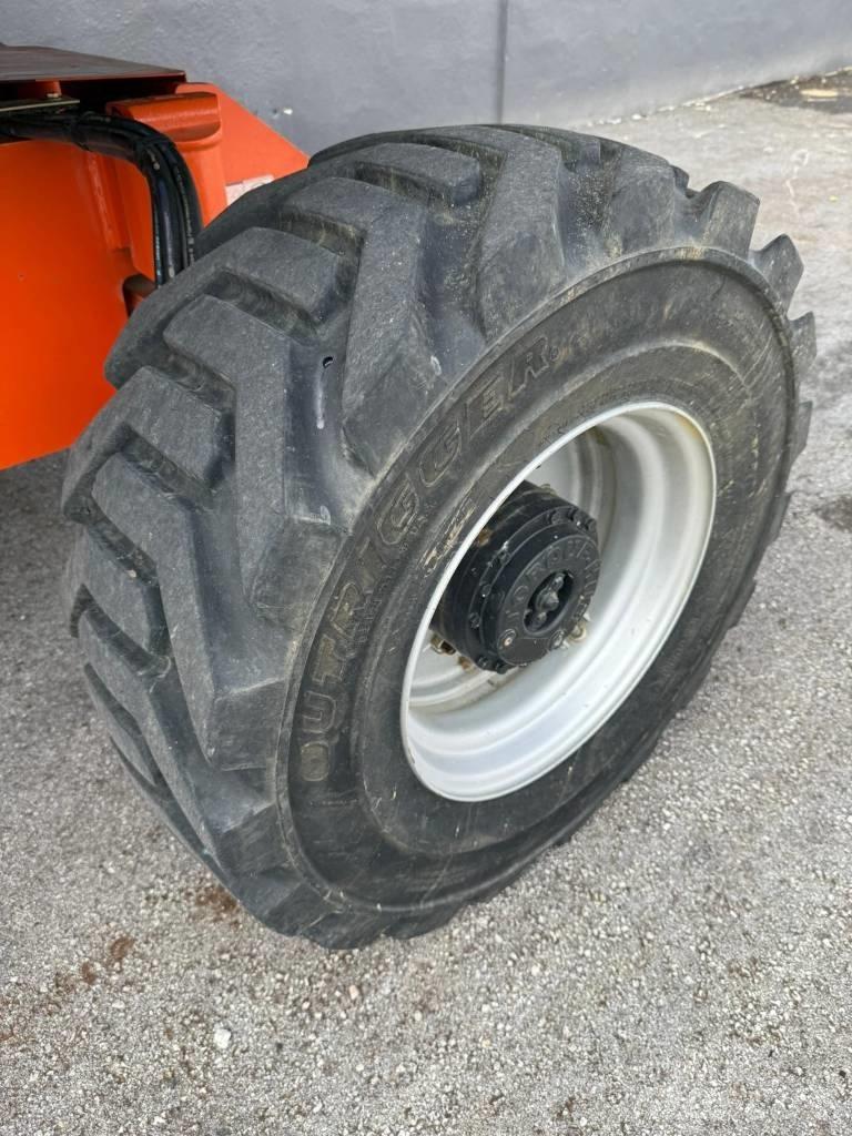 JLG 460 SJ Телескопични повдигачи
