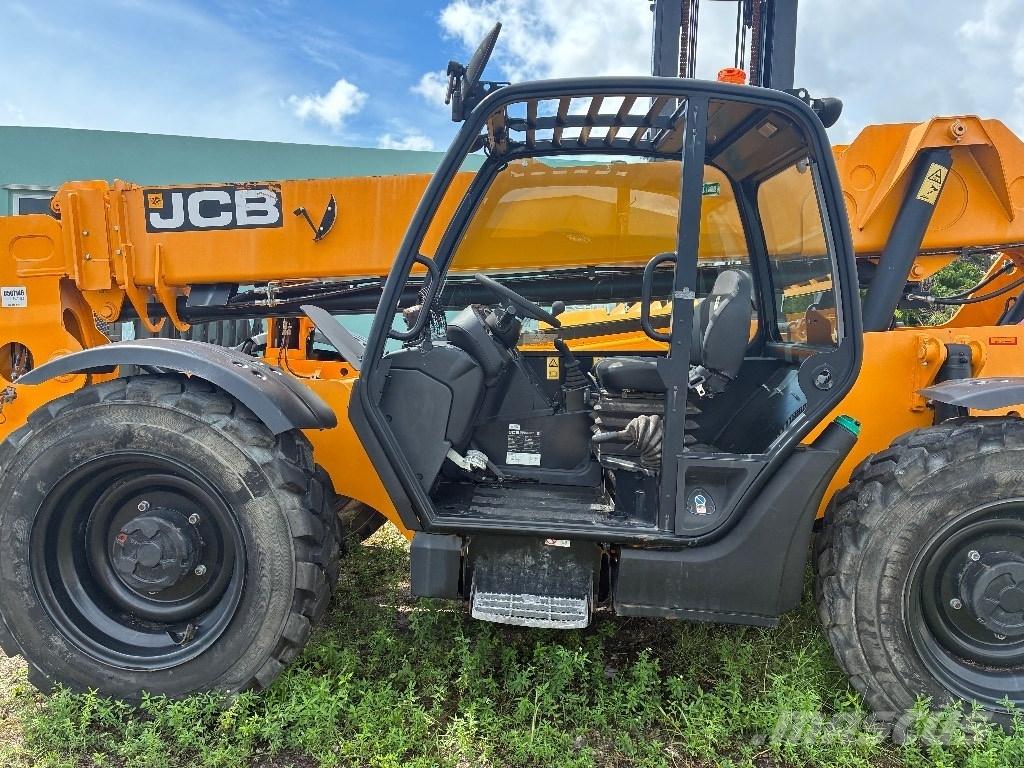 JCB 509-42 Телескопични товарачи