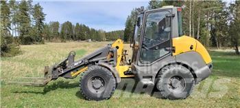 Mecalac AX850 Колесни товарачи