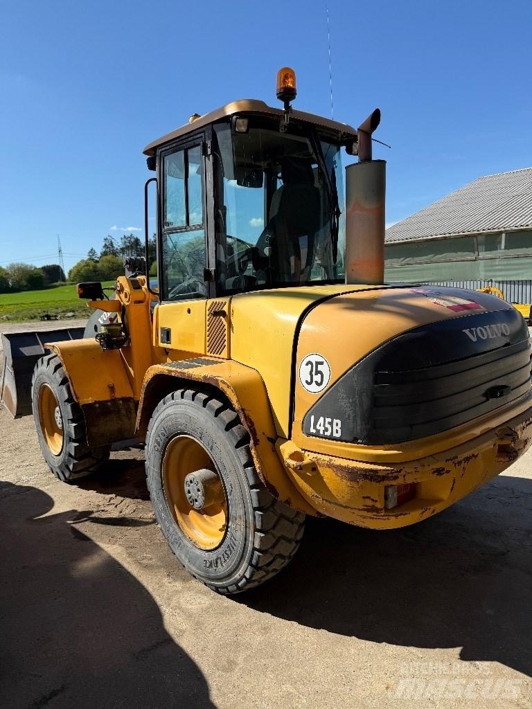 Volvo L 45 B Колесни товарачи