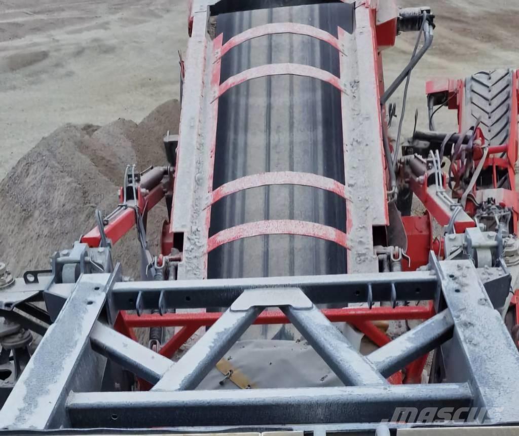Sandvik QH 332 DDHS Мобилни трошачки
