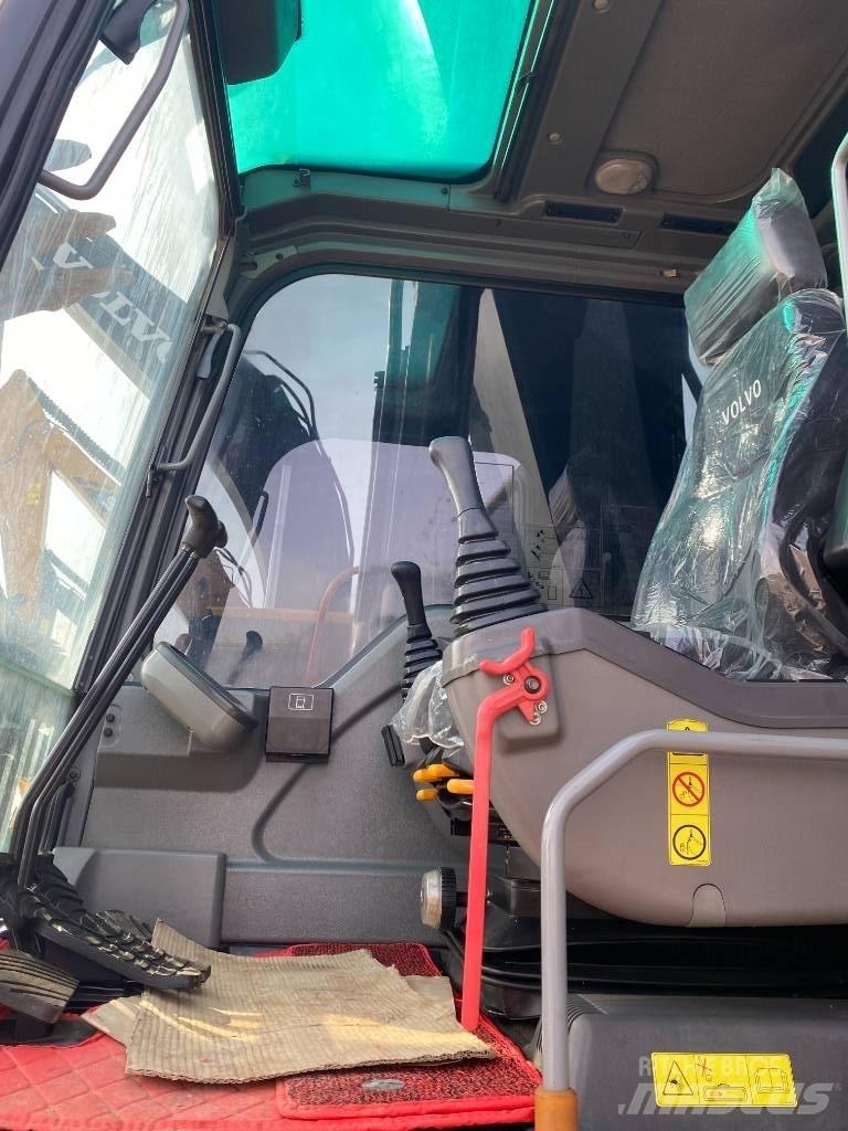 Volvo EC 290D Верижен екскаватор