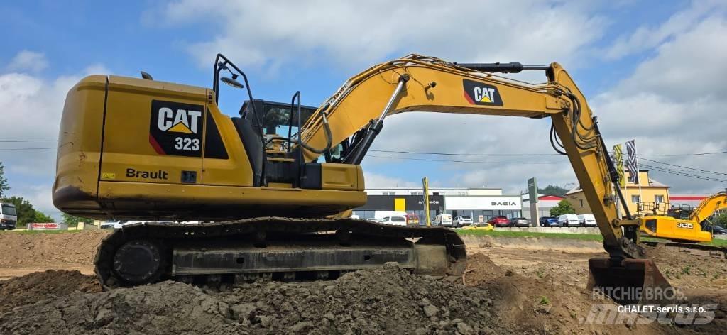 CAT 320 Верижен екскаватор